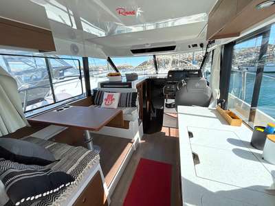 Barca JEANNEAU MERRY FISHER 1095 FLY usato Francia