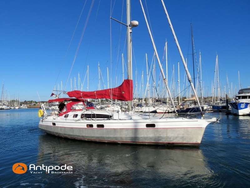 2009 Alubat Ovni 395 for sale - France - €228,000