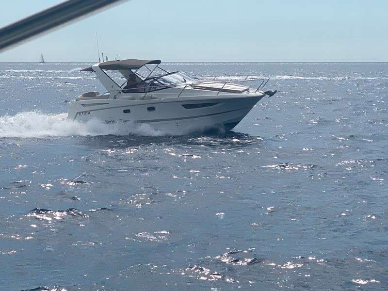 Jeanneau LEADER 8