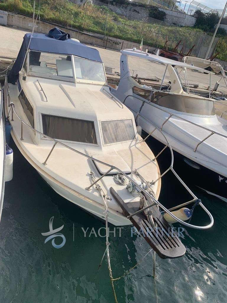 Chris Craft CHRIS CRAFT 25 EXPRESS CRUISER