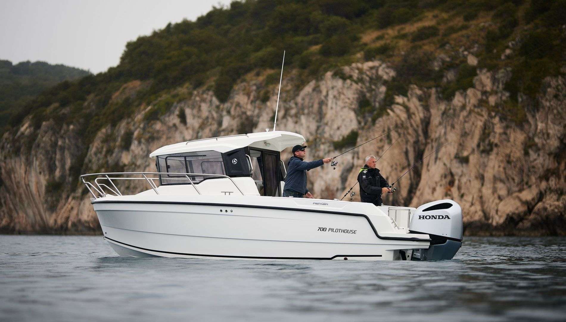 Austin Parker PARKER 700 PILOTHOUSE