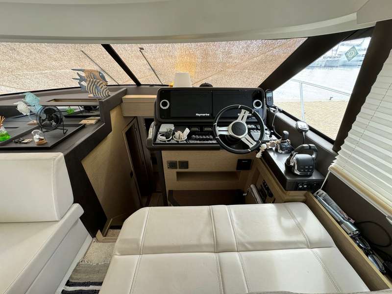 used Prestige Prestige 460 for sale in France €690,000