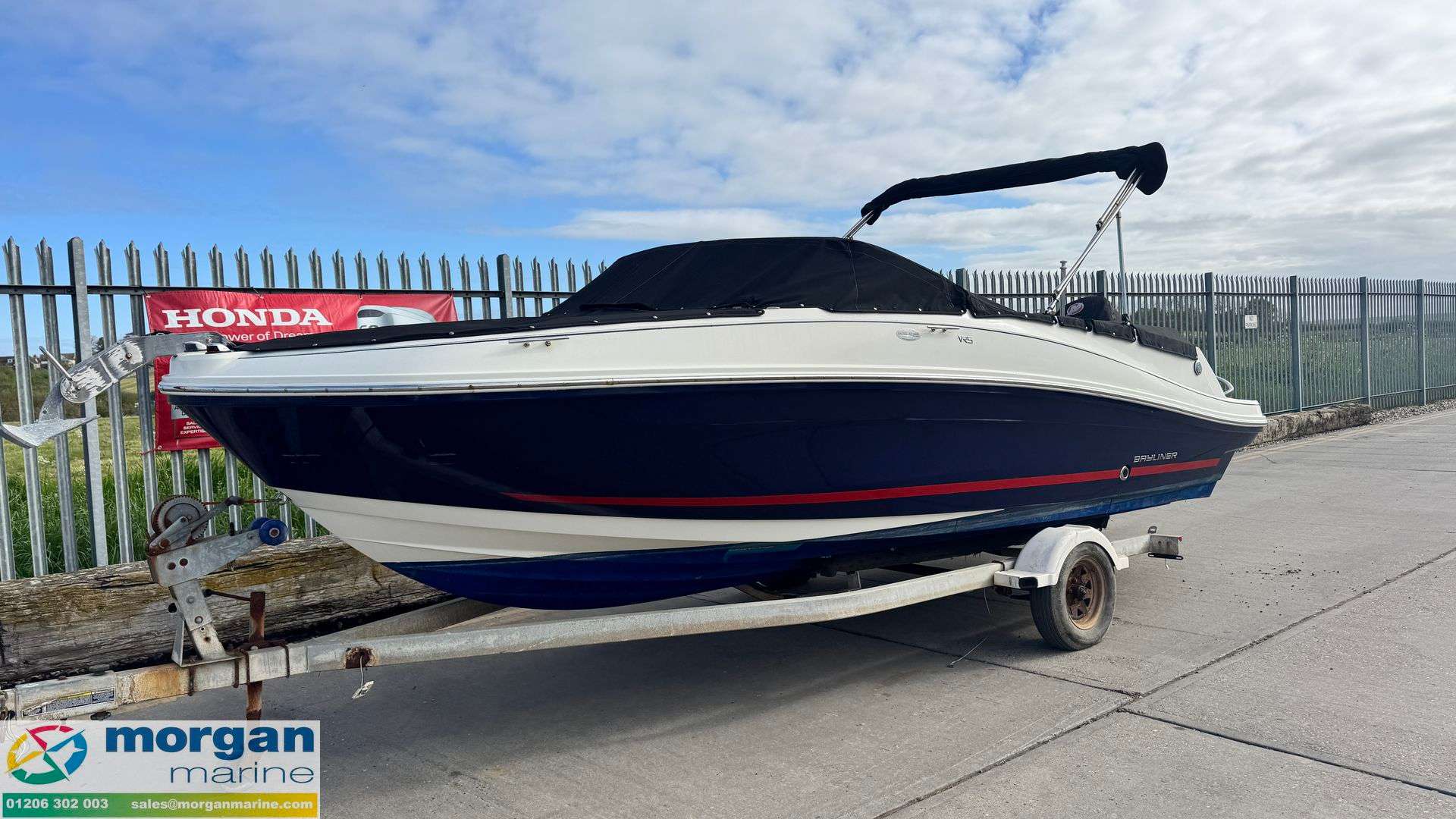 2022 Bayliner Vr5 for sale - England - €34,716