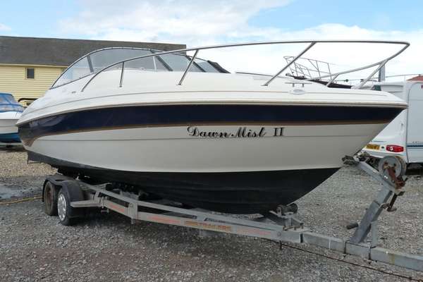 1999 Monterey 235 CUDDY