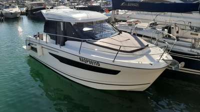 Barca JEANNEAU MERRY FISHER 895 usato Italia