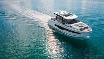 Barca JEANNEAU MERRY FISHER 1095 SÉRIE 2 COUPE nuovo Italia