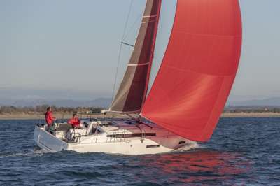 Barca a vela JEANNEAU SUN ODYSSEY 380 nuovo Paesi Bassi