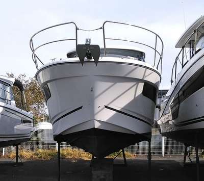 Barca JEANNEAU MERRY FISHER 895 usato Francia