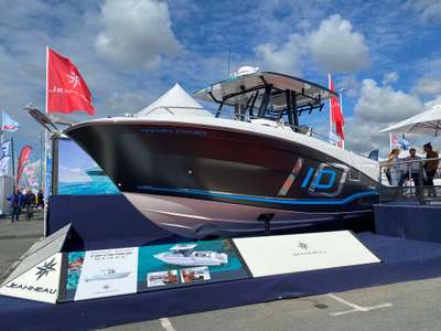 Bateau JEANNEAU CAP CAMARAT 10.5 CC neuf France