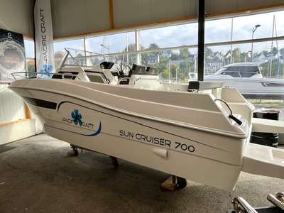 Bateau PACIFIC CRAFT 700 SUN CRUISER neuf France