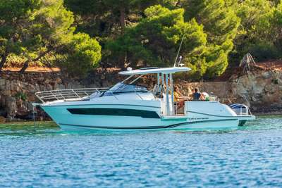 Bateau JEANNEAU CAP CAMARAT 10.5 WA neuf France