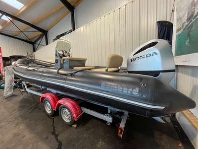 Semi-rigide BOMBARD SUNRIDER 700 occasion France