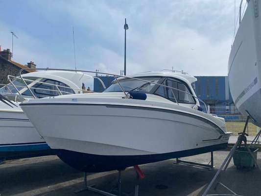 2023 Beneteau ANTARES 7 OB - Photo 1