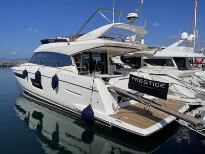 Bateau PRESTIGE 560 occasion France