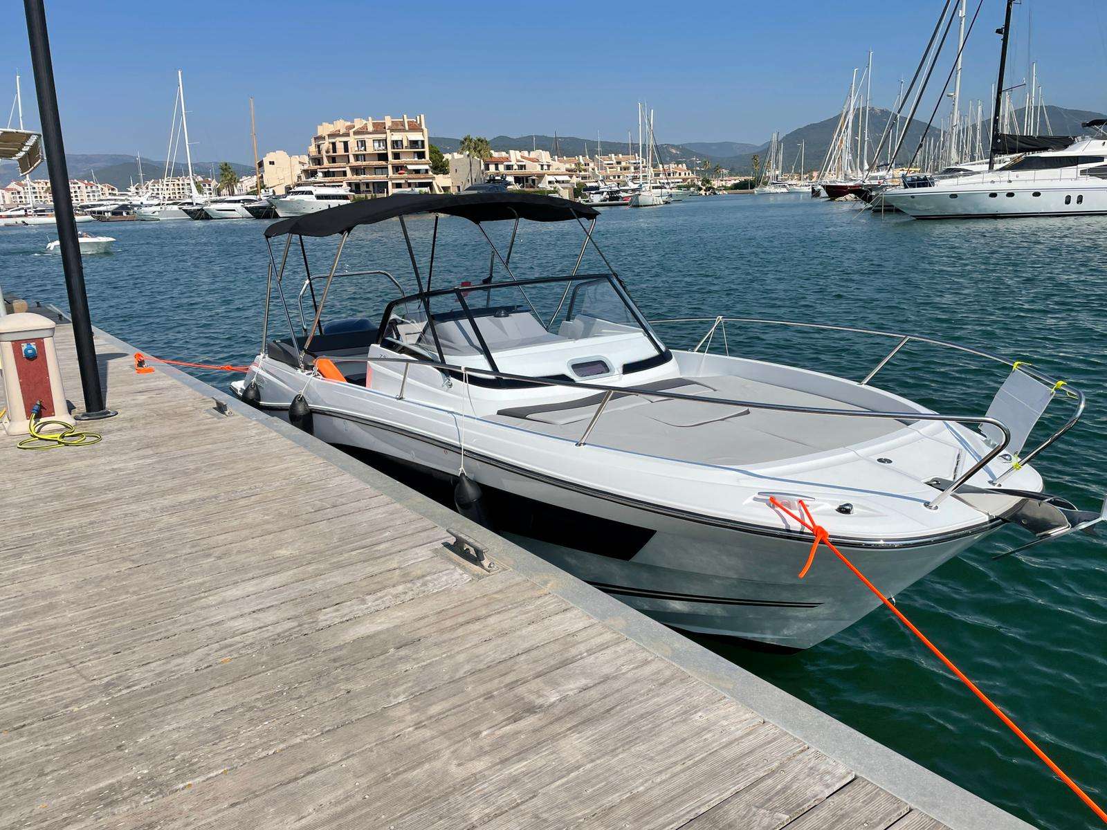 Jeanneau CAP CAMARAT 7.5 WA SERIE 3