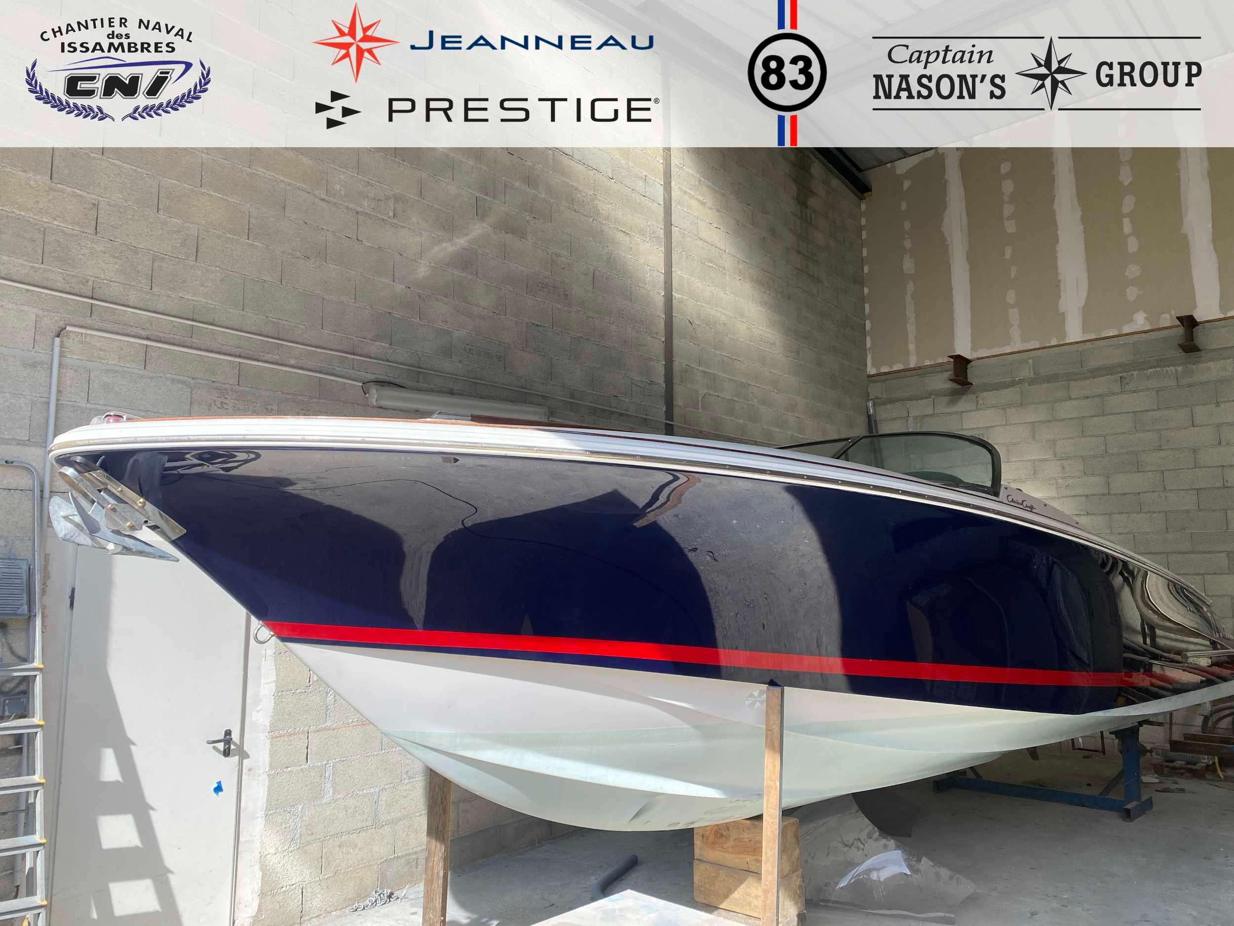 Chris Craft CORSAIR 28