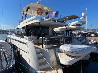 Catamaran PRESTIGE M48 occasion France