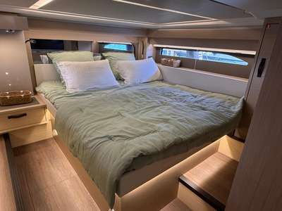 Barca JEANNEAU DB 43 IB usato Francia