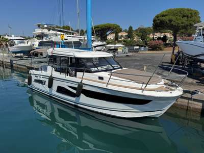 Barca JEANNEAU MERRY FISHER 1095 usato Francia