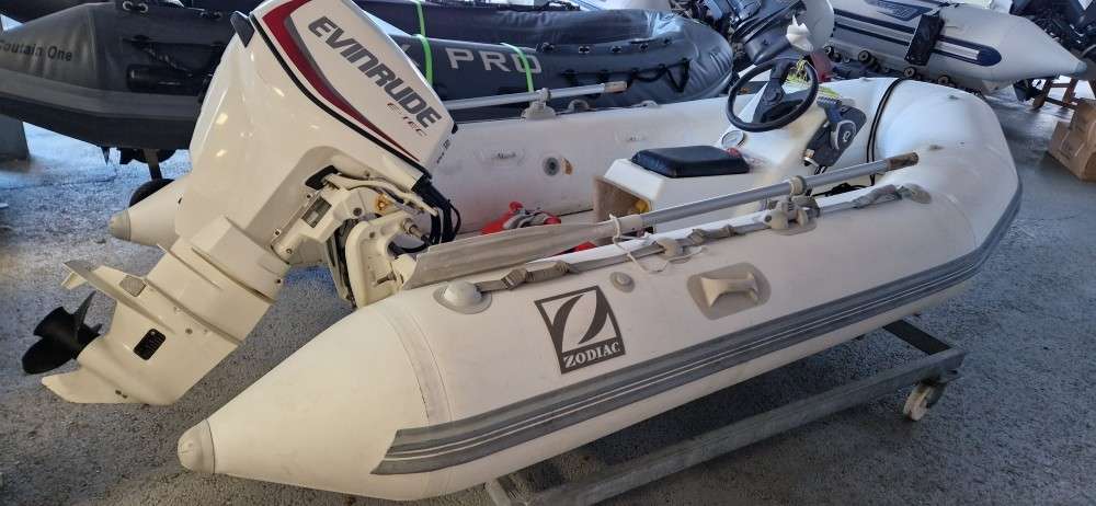 Zodiac YACHTLINE 340