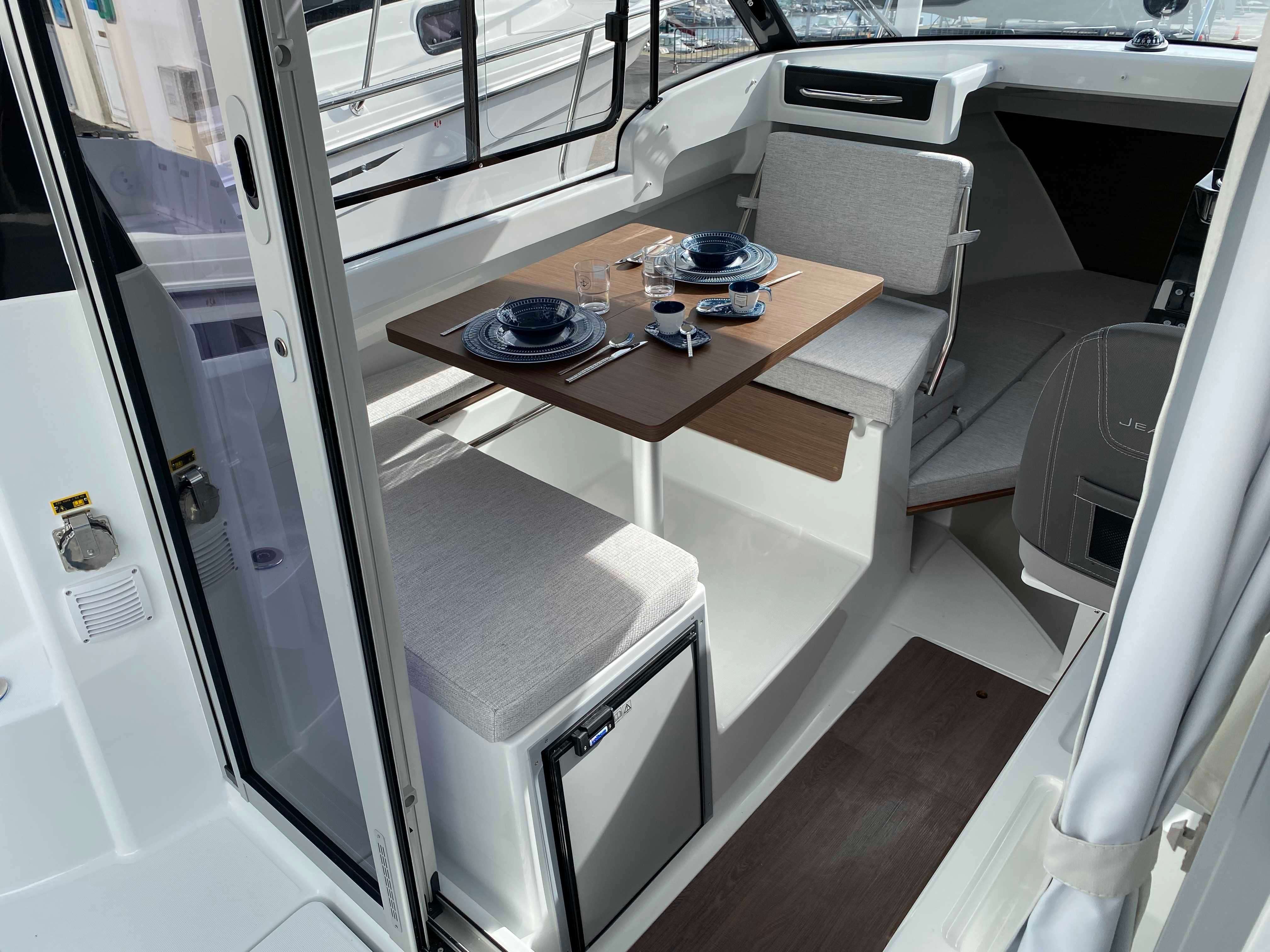 Jeanneau MERRY FISHER 695 SERIE 2