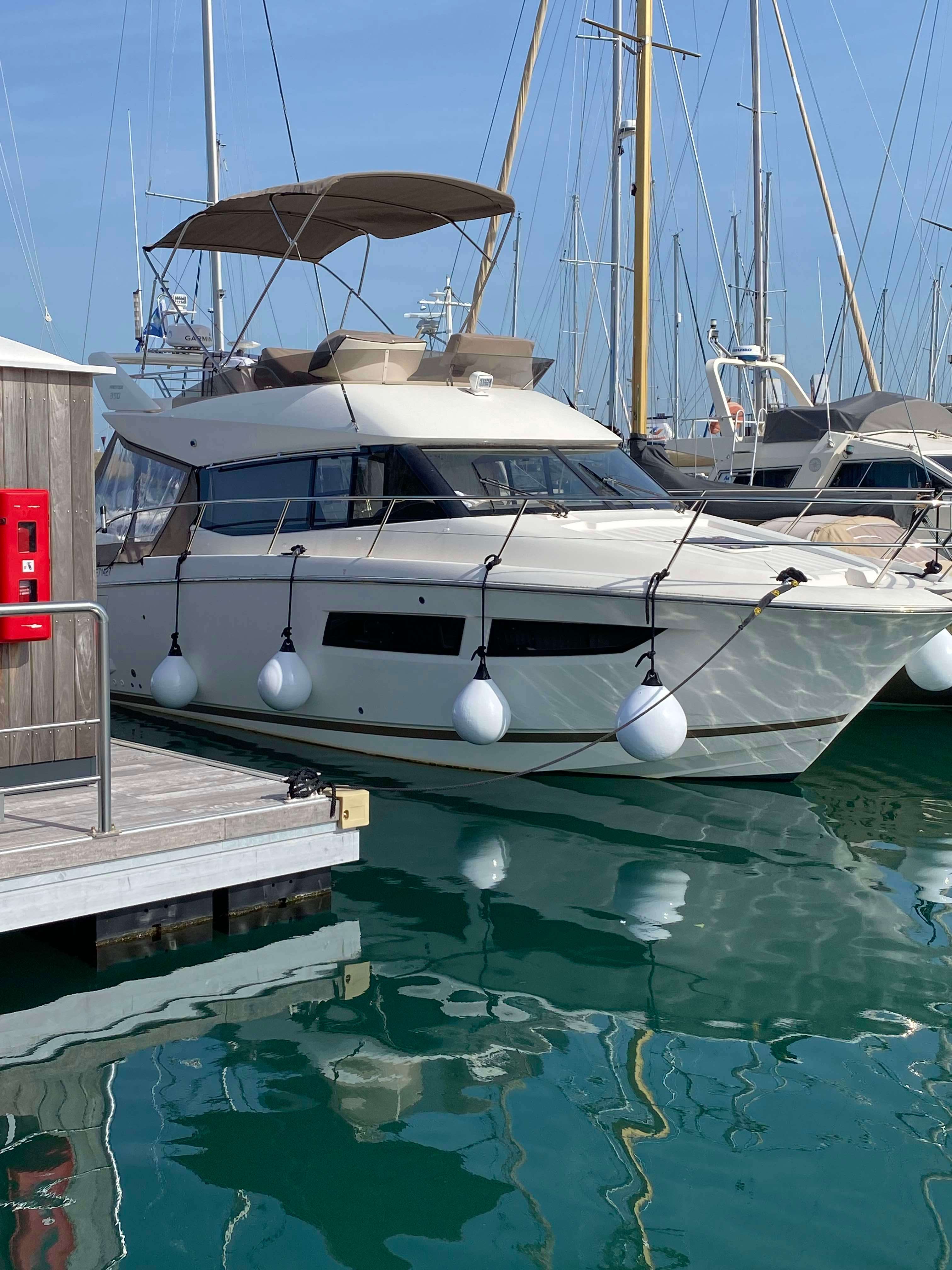 Prestige Yachts PRESTIGE 350