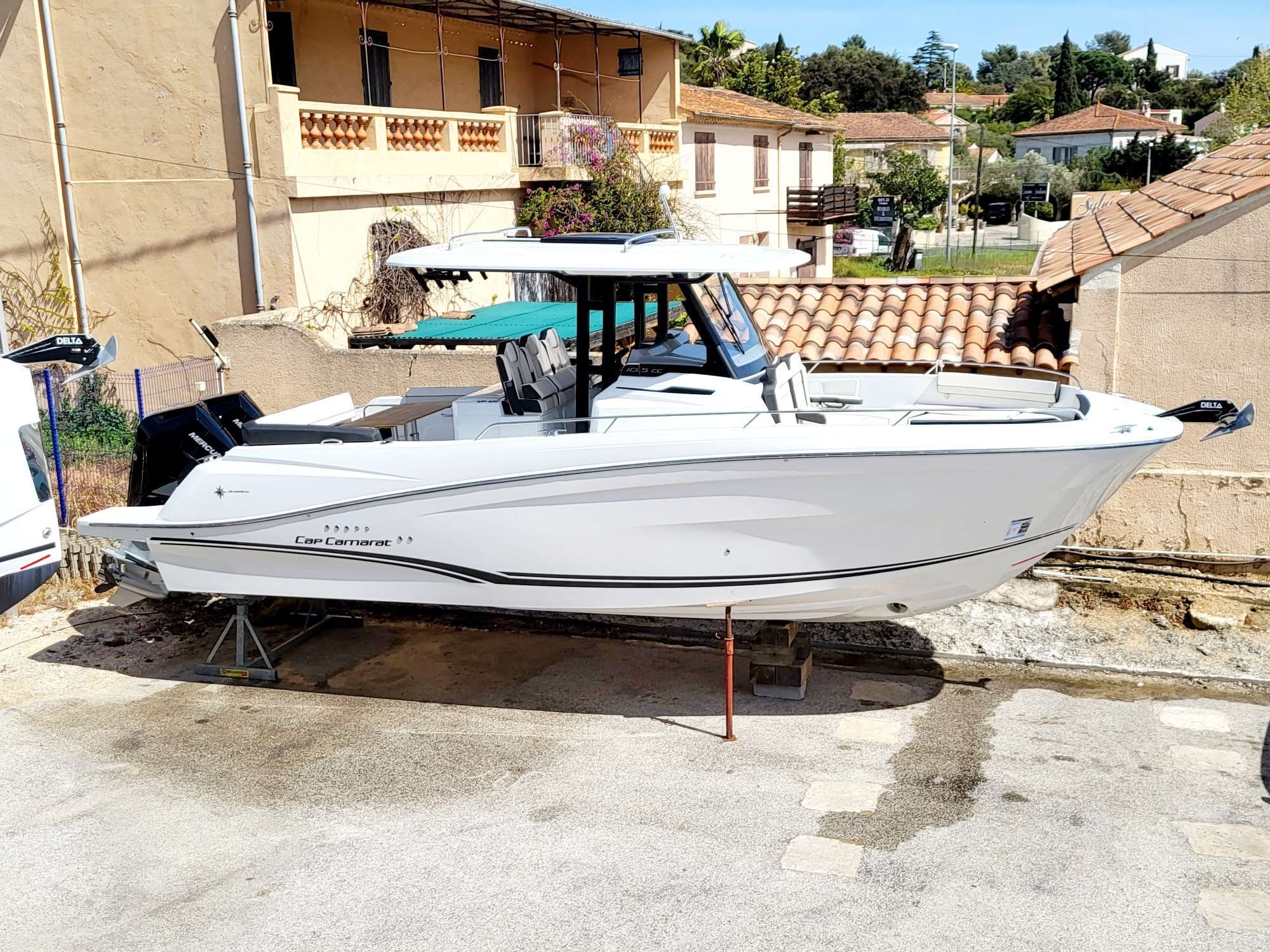 Jeanneau CAP CAMARAT 10.5 CC