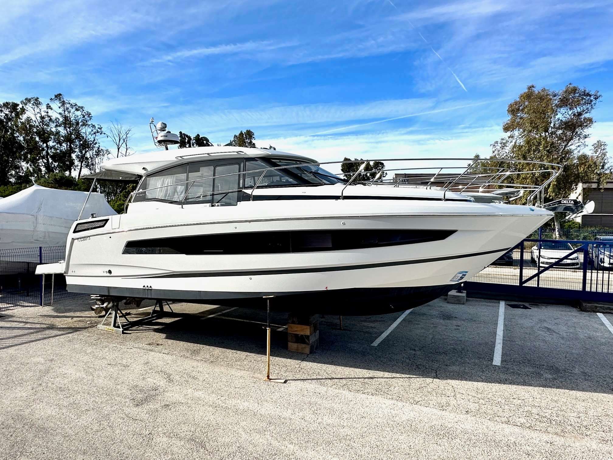 Jeanneau NC 37