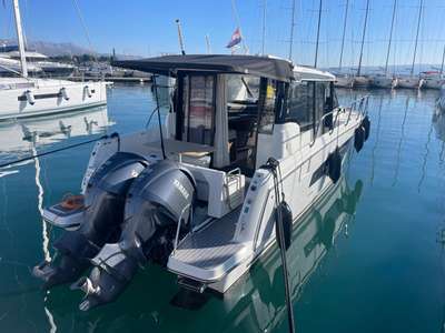 Barca JEANNEAU MERRY FISHER 1095 usato Croazia