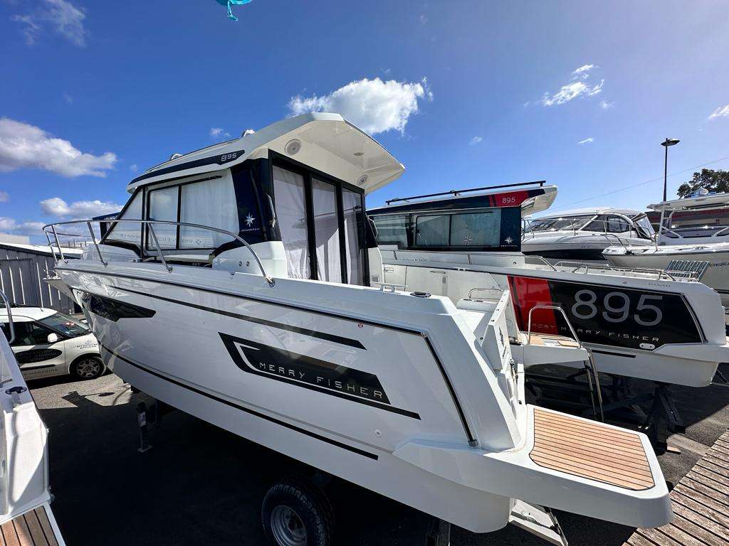 Jeanneau MERRY FISHER 895
