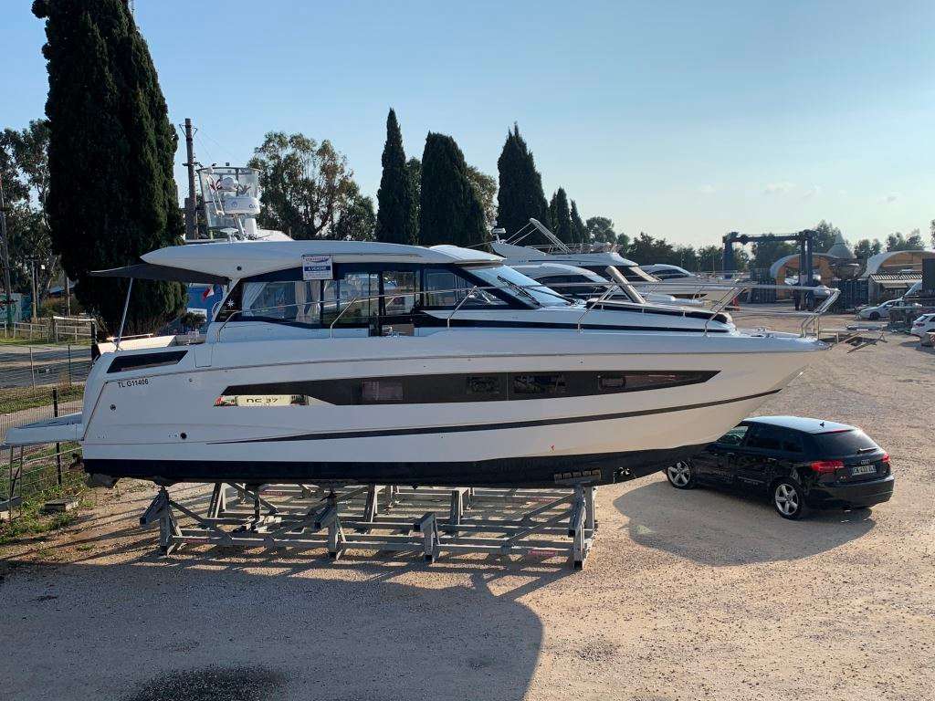 Jeanneau NC 37