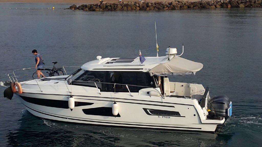Jeanneau MERRY FISHER 1095