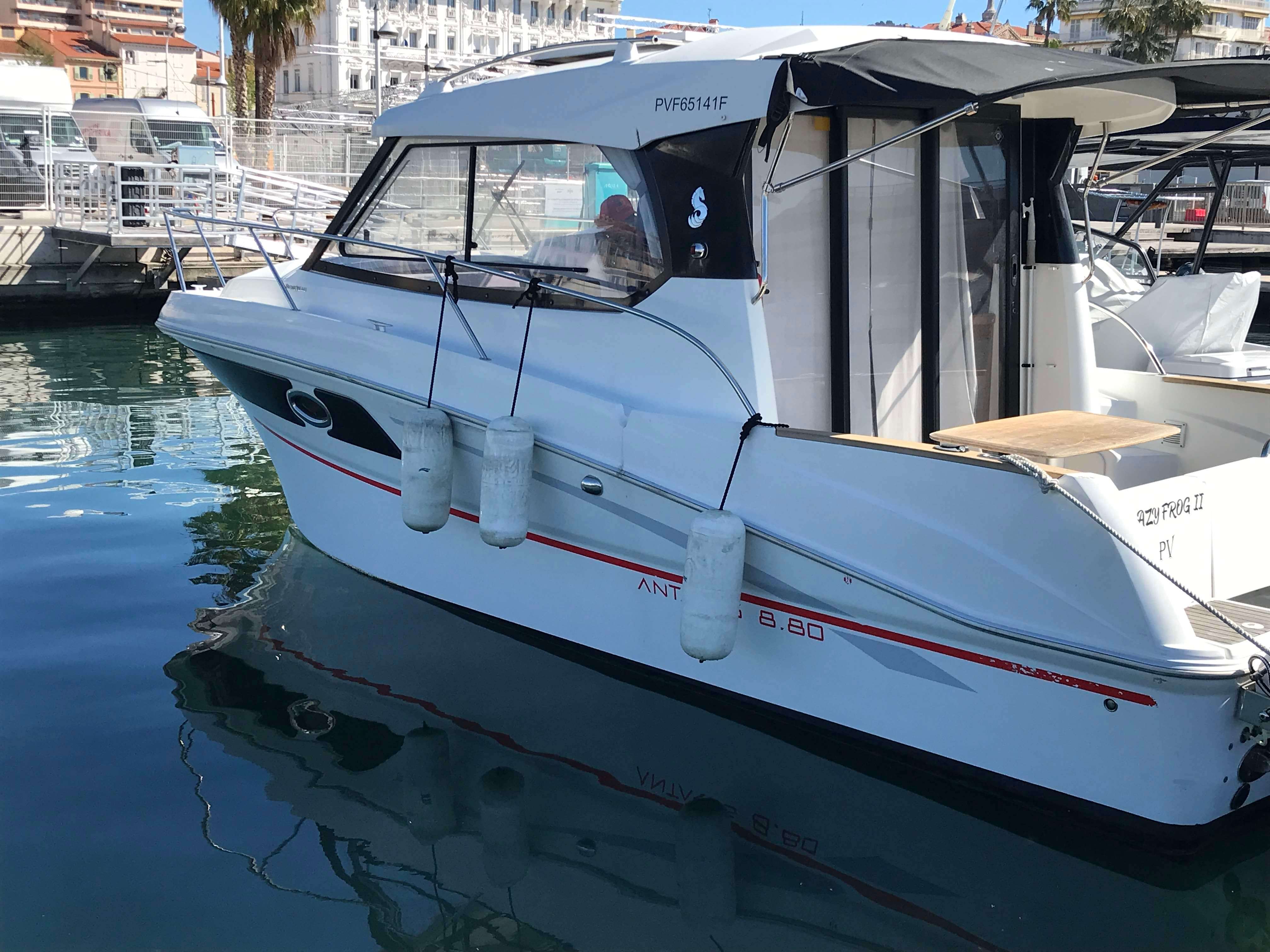 Beneteau ANTARES 880 HB