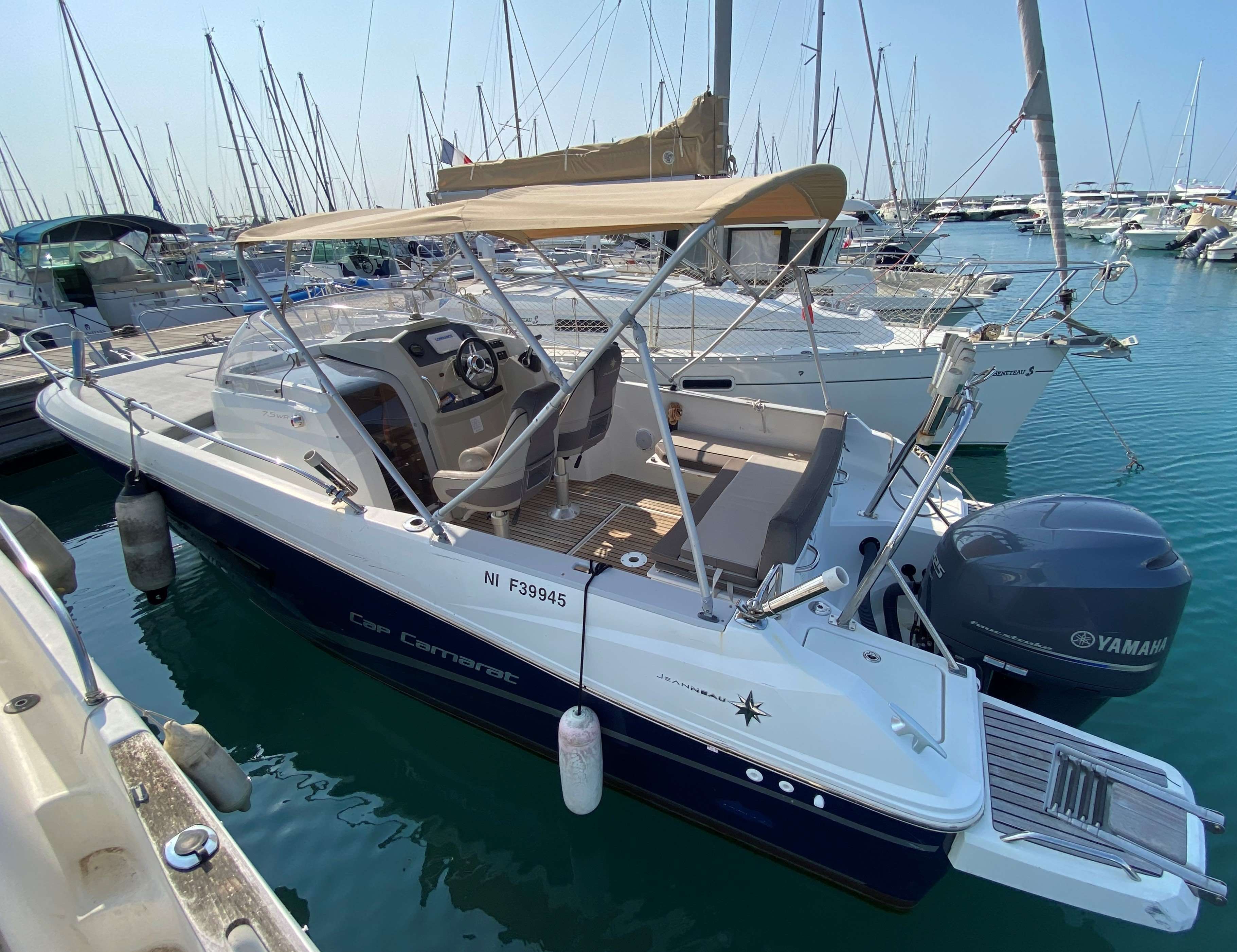 Jeanneau CAP CAMARAT 7.5 WA SERIE 2