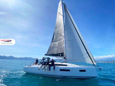Barca a vela JEANNEAU SUN ODYSSEY 350 nuovo Francia