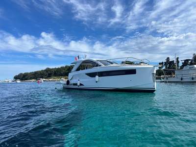 Barca JEANNEAU DB 37 IB nuovo Francia