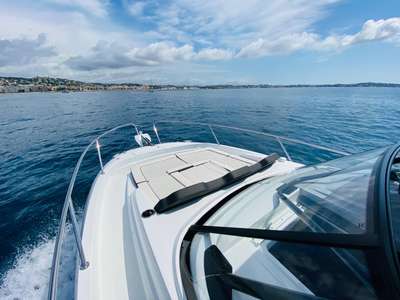 Barca JEANNEAU DB 37 IB nuovo Francia