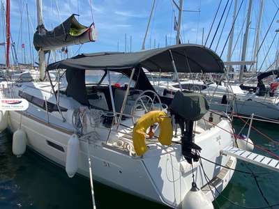 Barca a vela JEANNEAU SUN ODYSSEY 509 usato Francia