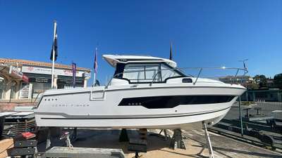 Barca JEANNEAU MERRY FISHER 795 nuovo Francia