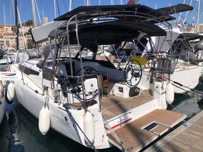 Barca a vela JEANNEAU SUN ODYSSEY 350 usato Francia