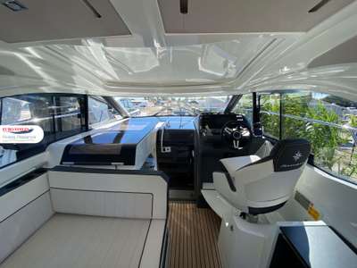 Barca JEANNEAU LEADER 33 usato Francia