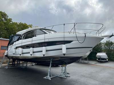 Barca JEANNEAU NC 37 usato Francia