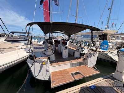 Barca a vela JEANNEAU SUN ODYSSEY 415 nuovo Francia