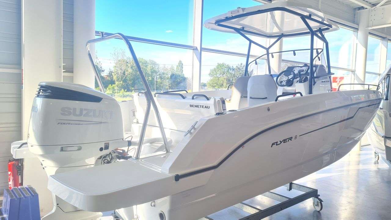 Beneteau FLYER 8 SPACEDECK