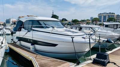 Barca JEANNEAU NC 33 usato Francia