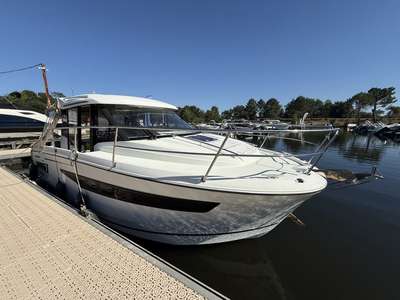 Barca JEANNEAU MERRY FISHER 895 usato Francia