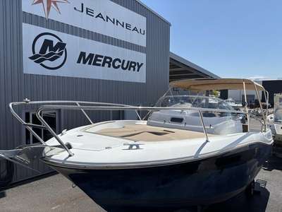 Barca JEANNEAU CAP CAMARAT 7.5 WA usato Francia