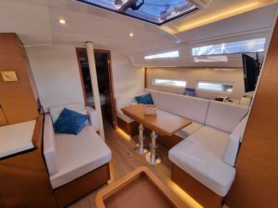 Barca a vela JEANNEAU SUN ODYSSEY 410 usato Francia