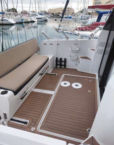 Barca JEANNEAU MERRY FISHER 895 usato Francia