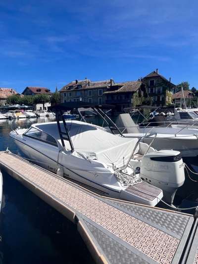 Barca JEANNEAU CAP CAMARAT 7.5 BR usato Francia